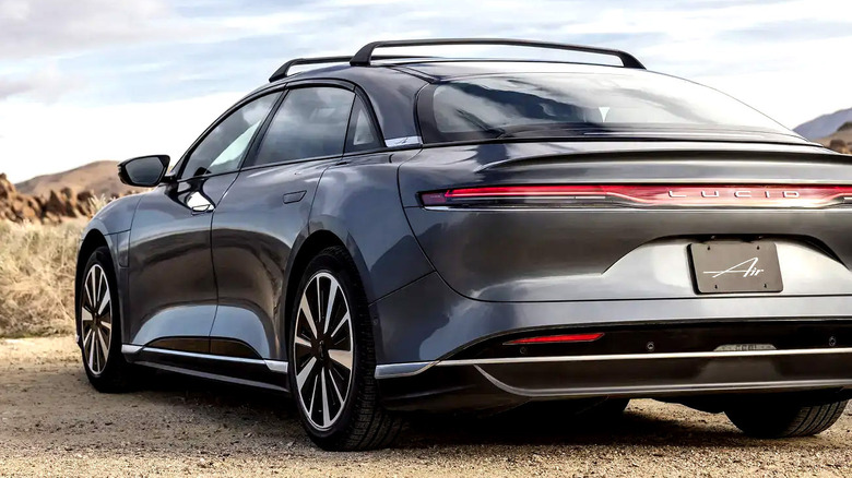 lucid-air-desktop-04_2x copy