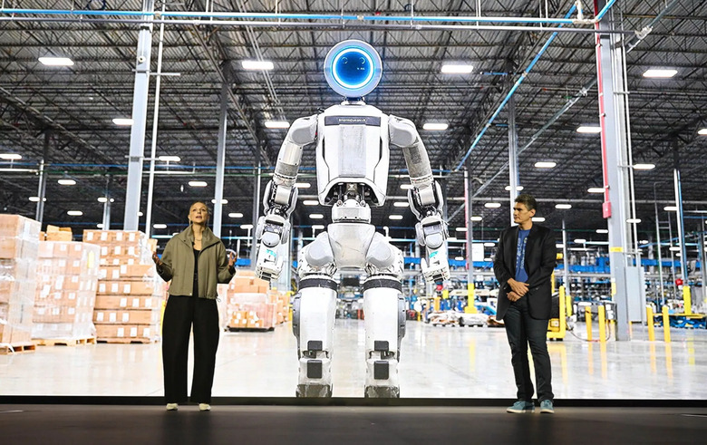 Hyundai-AI-robots-00007-1-2048x1291
