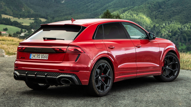Audi-RS-Q8