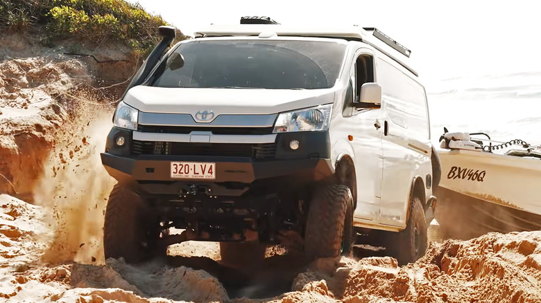 Toyota HiAce 4x4 Build - Headspace Campers (main)