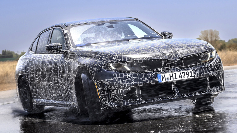 P90651551_highRes_the-new-bmw-3-series copy