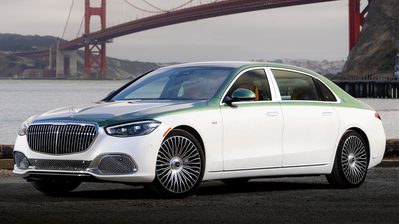 Maybach-S-680-Edition-Emerald-Isle_1-sourceaaa