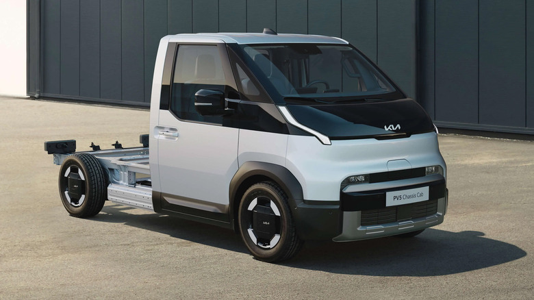 Kia PV5 Chassis Cab (11)