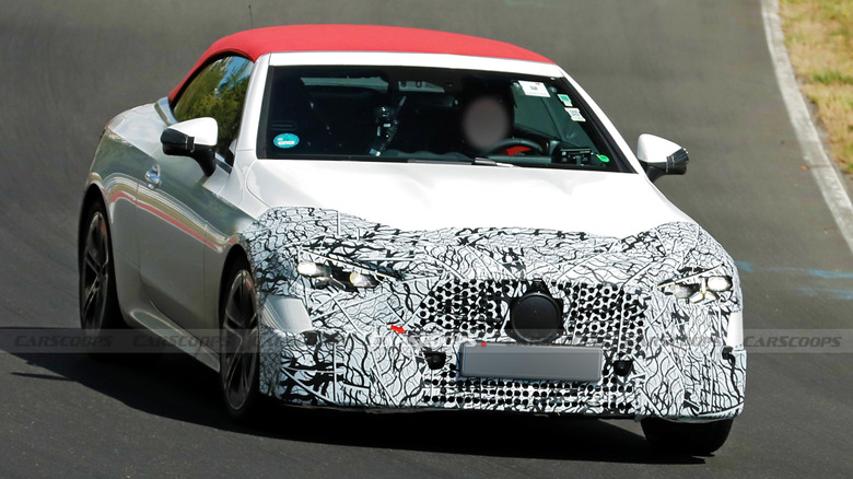 Mercedes-CLE-Cabrio-Scoop-Ring-2