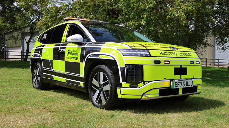 Hyundai Ioniq 09 UK Highways Agency copy