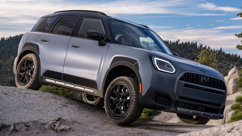 Mini-Countryman-Untamed-Edi