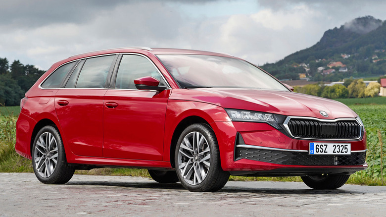 Skoda-Octavia-Hybrid