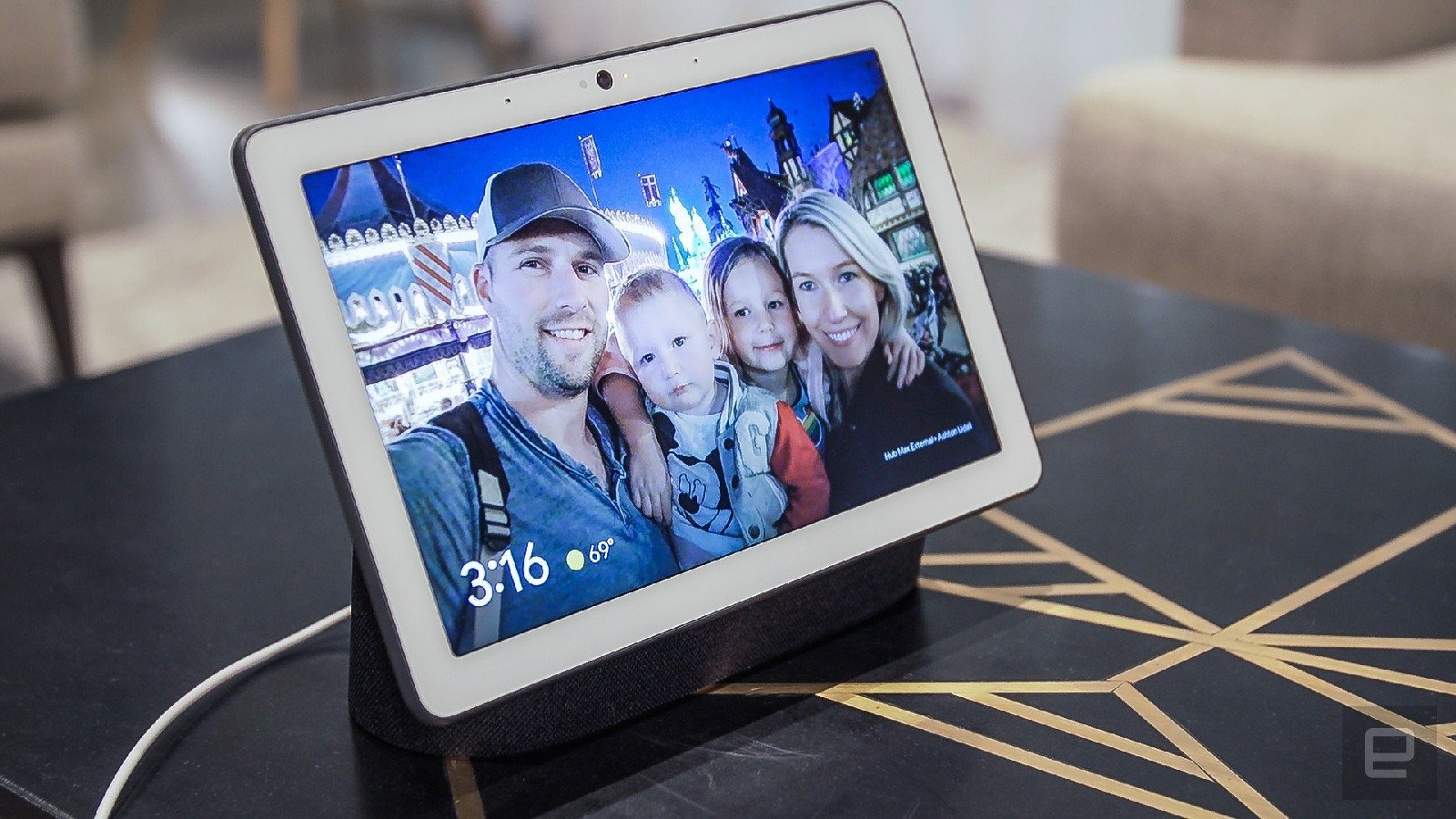 Google Nest Hub Max hands-on: A bigger, smarter display