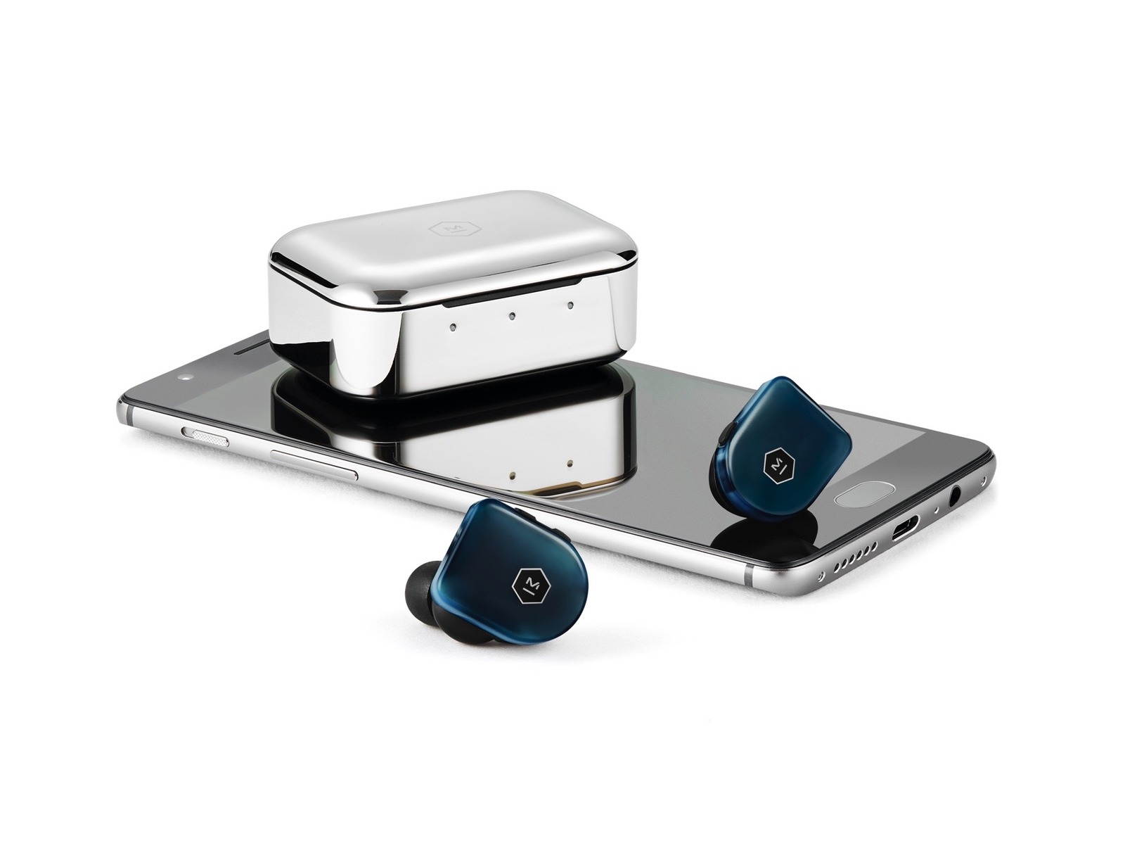 Master & Dynamic's MW07 Plus are much-improved true wireless earbuds