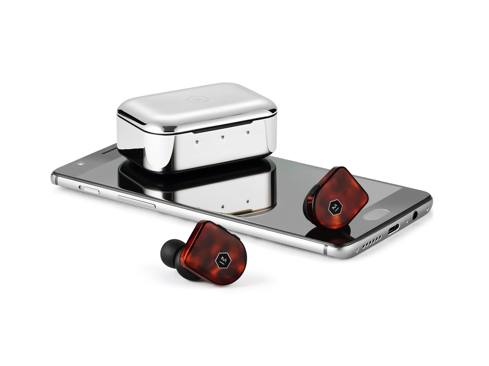 Master & Dynamic's MW07 Plus are much-improved true wireless earbuds