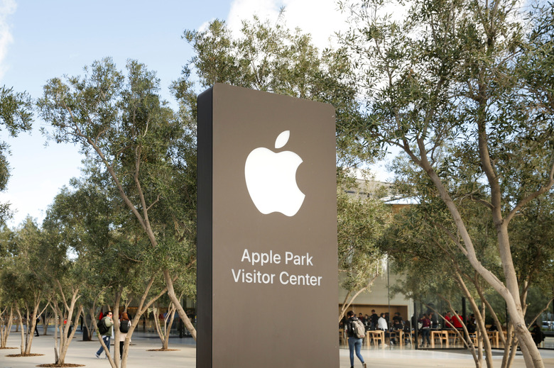 The new Apple Park Visitor Center is seen in Cupertino, California U.S. November 17, 2017. REUTERS/Elijah Nouvelage