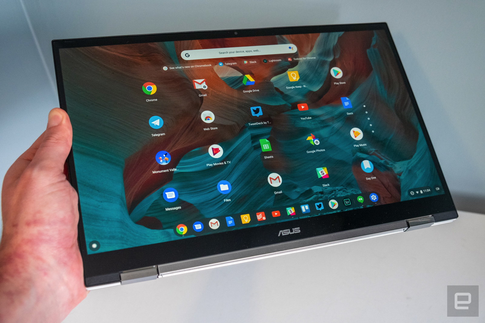 ASUS Chromebook Flip C436 本体 mchin_200402_3958_0005_squ.jpg