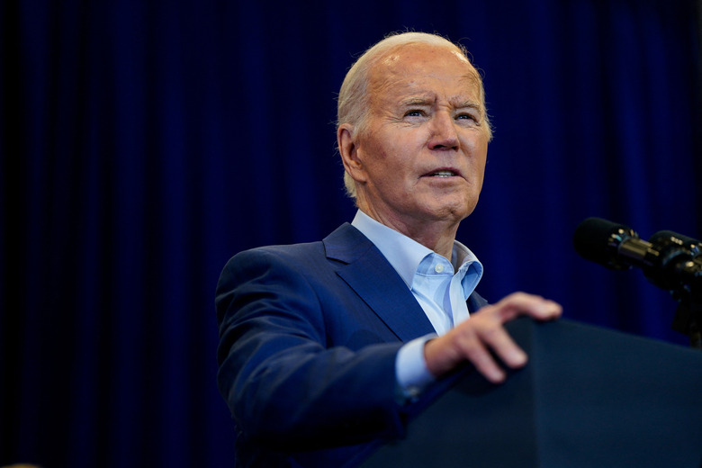 U.S. President Joe Biden attends a campaign event at the Martin Luther King Recreation Center in Philadelphia, Pennsylvania, U.S., April 18, 2024. REUTERS/Elizabeth Frantz