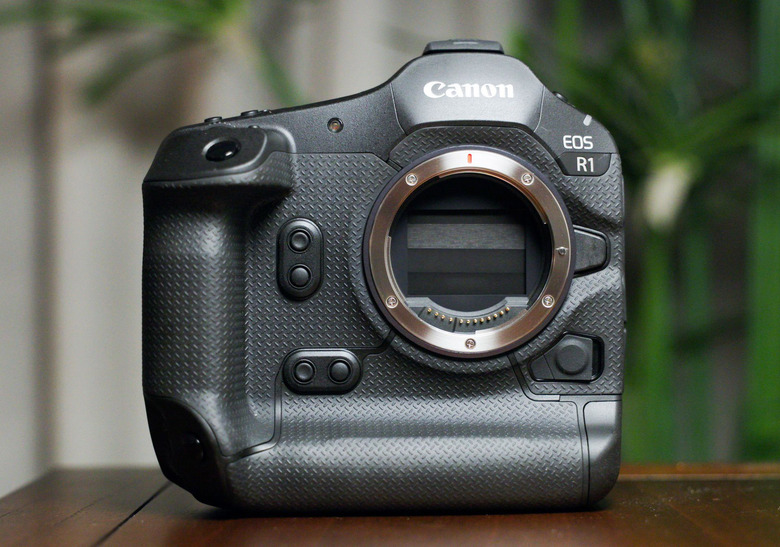Canon EOS R1 hands-on
