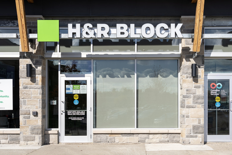 Waterloo, Ontario, Canada - October 17, 2020: A Hand R Block retail tax office in Waterloo, Ontario, Canada. H and R Block is an American tax preparation company.