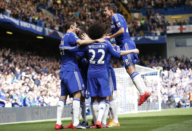 Football - Chelsea v Crystal Palace - Barclays Premier League - Stamford Bridge - 3/5/15
Eden Hazard celebrates with team mates after scoring the first goal for Chelsea 
Action Images via Reuters / Carl Recine
Livepic
EDITORIAL USE ONLY. No use with unauthorized audio, video, data, fixture lists, club/league logos or 