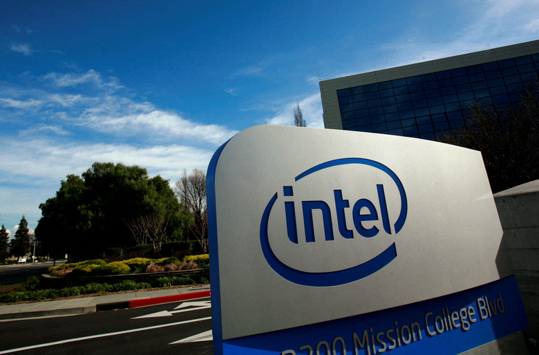 FILE PHOTO: A sign is shown at the entrance to the headquarters of Intel Corporation in Santa Clara, California February 2, 2010.  REUTERS/Robert Galbraith/File Photo