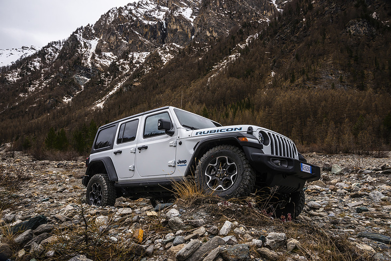 Jeep 2023 Wrangler 4xe Rubicon plug-in hybrid