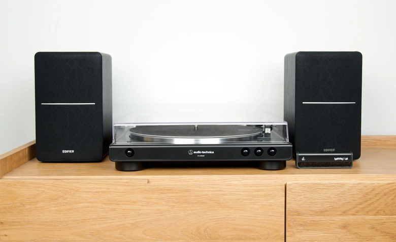 Audio-Technica turntable package