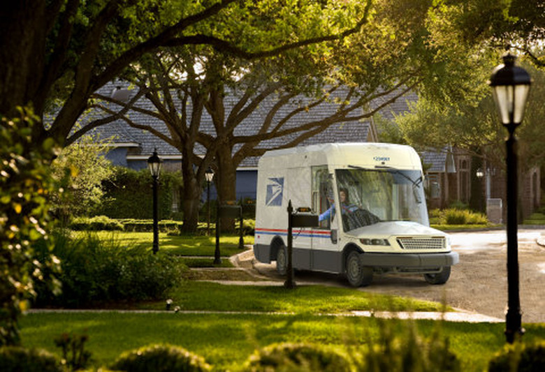 The Oshkosh Corporation has run into numerous delays trying to build a new fleet of all-electric vehicles for the US Postal Service.