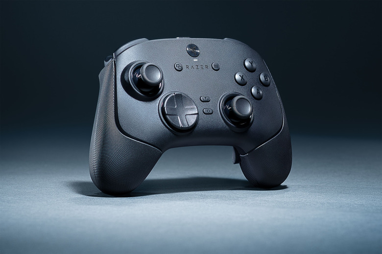 Razer debuts two PC gamepads for esports