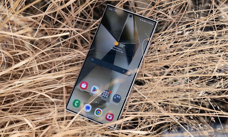 While its design hasn't changed a ton, the addition of a new chip and a bunch of AI features makes Samsung's latest flagship a more well-rounded device. 