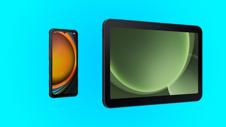 A Galaxy XCover 7 Pro next to a Galaxy Tab Active 5 Pro.