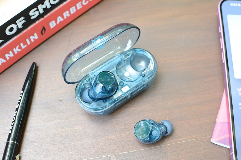 One change to the design is a new concave circle for the touch controls. 