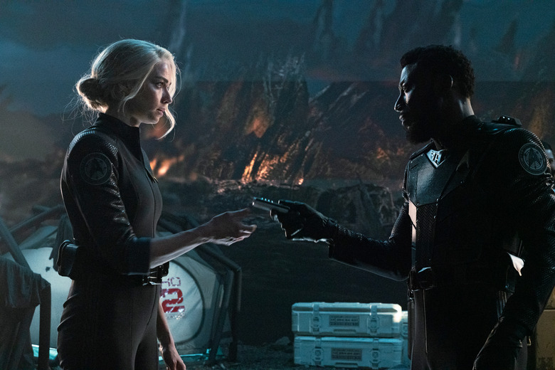 L-R Jess Bush as Chapel and Babs Olusanmokun as Dr. M'Benga in Star Trek: Strange New Worlds streaming on Paramount+, 2023. 