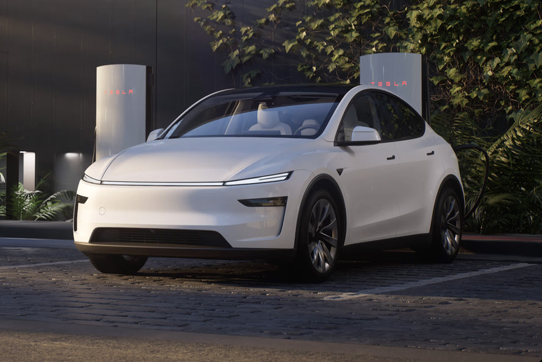 Tesla finally launches the refreshed 2025 Model Y in China