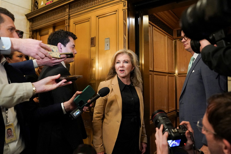 U.S. Senator Marsha Blackburn (R-TN) walks on the day of a meeting with Pete Hegseth, President-elect Donald Trump's nominee for defense secretary on Capitol Hill in Washington, U.S., November 21, 2024. REUTERS/Nathan Howard
